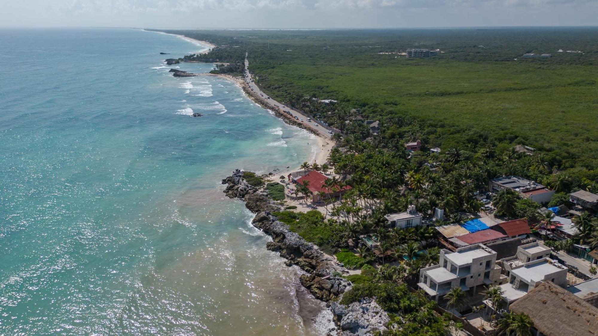 Tropicalito Villa On The Beach Тулум Екстериор снимка
