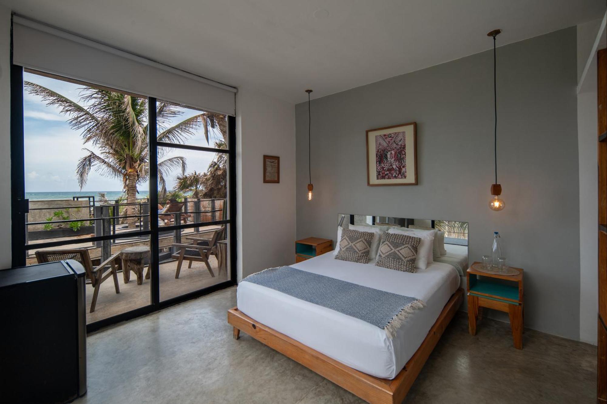 Tropicalito Villa On The Beach Тулум Екстериор снимка